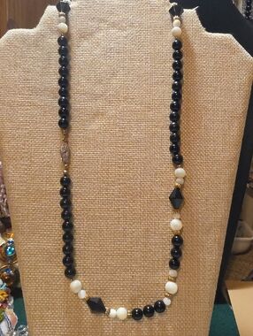 Classic Black and White Beaded Women's Necklace